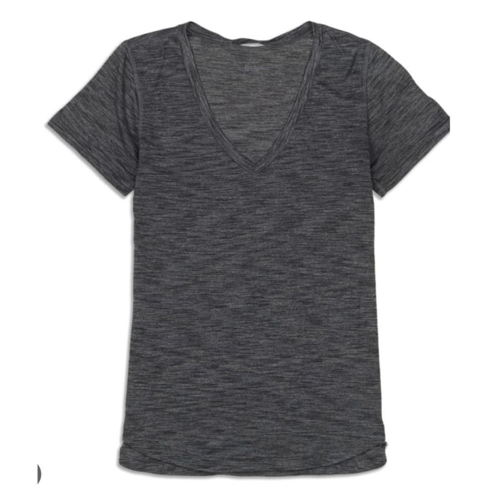 Lululemon v neck pull over t shirt size small